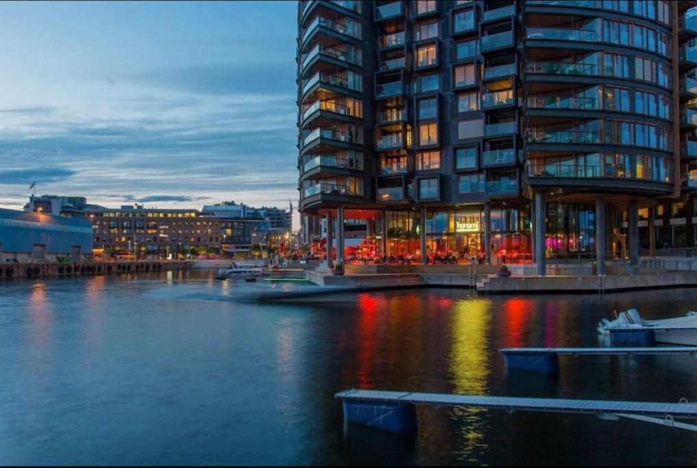 Aker Brygge - Sjoside Hjem - Sentral Beliggenhet Lejlighed Oslo Eksteriør billede